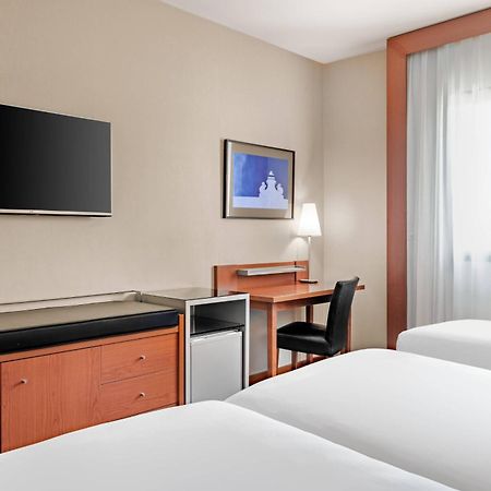Ac Hotel Badajoz By Marriott Esterno foto