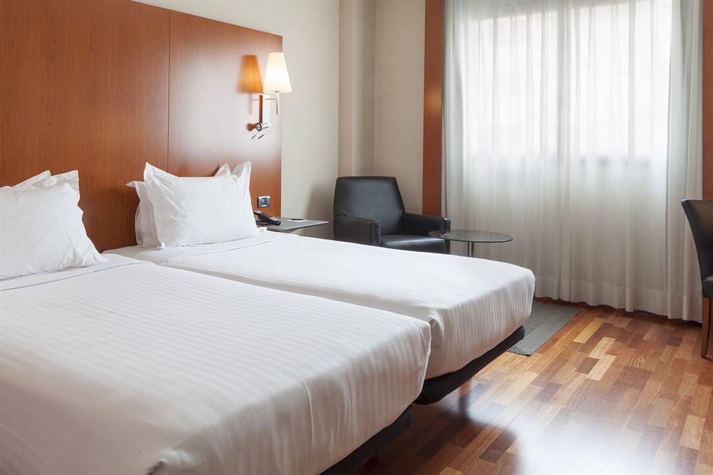 Ac Hotel Badajoz By Marriott Esterno foto