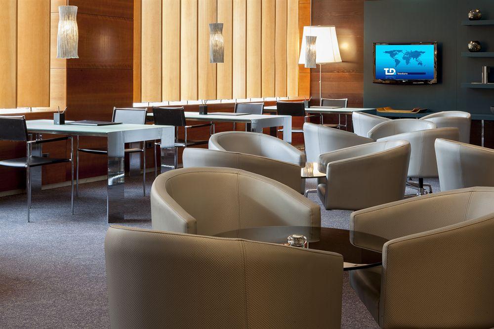 Ac Hotel Badajoz By Marriott Esterno foto