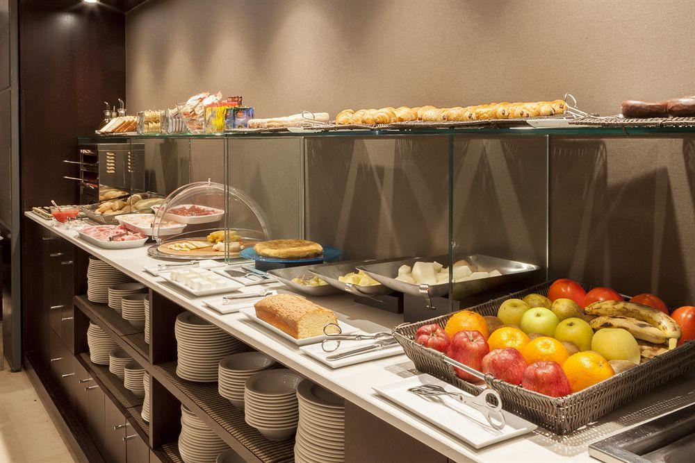 Ac Hotel Badajoz By Marriott Esterno foto