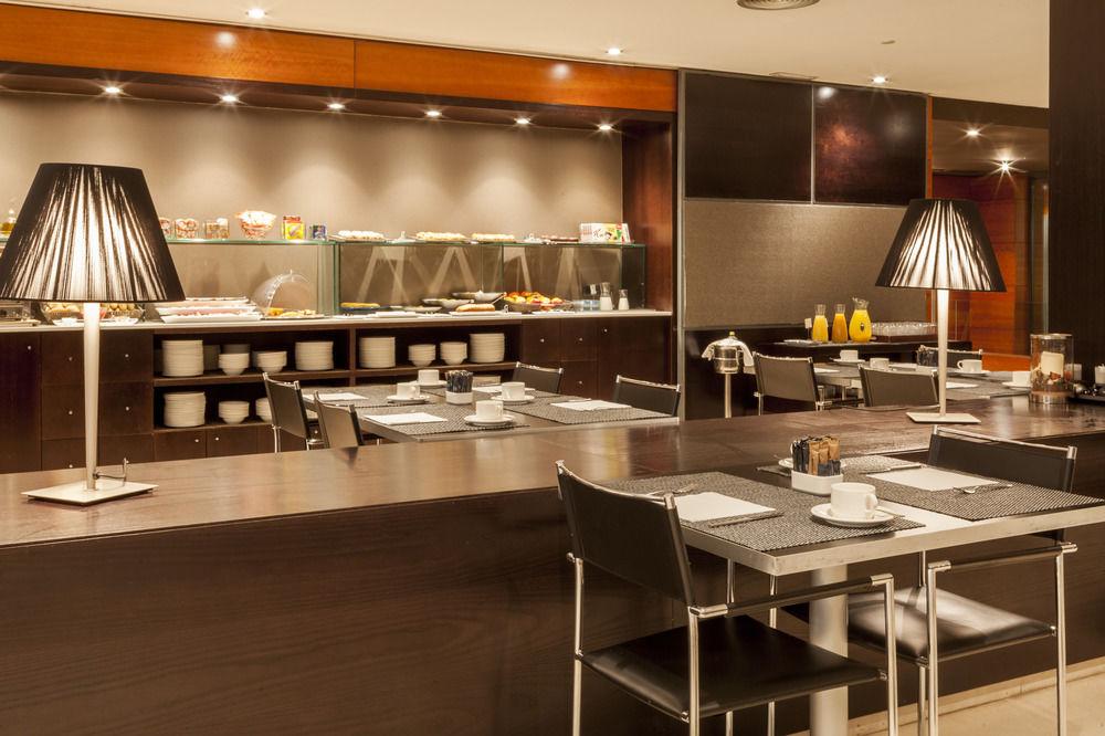 Ac Hotel Badajoz By Marriott Esterno foto