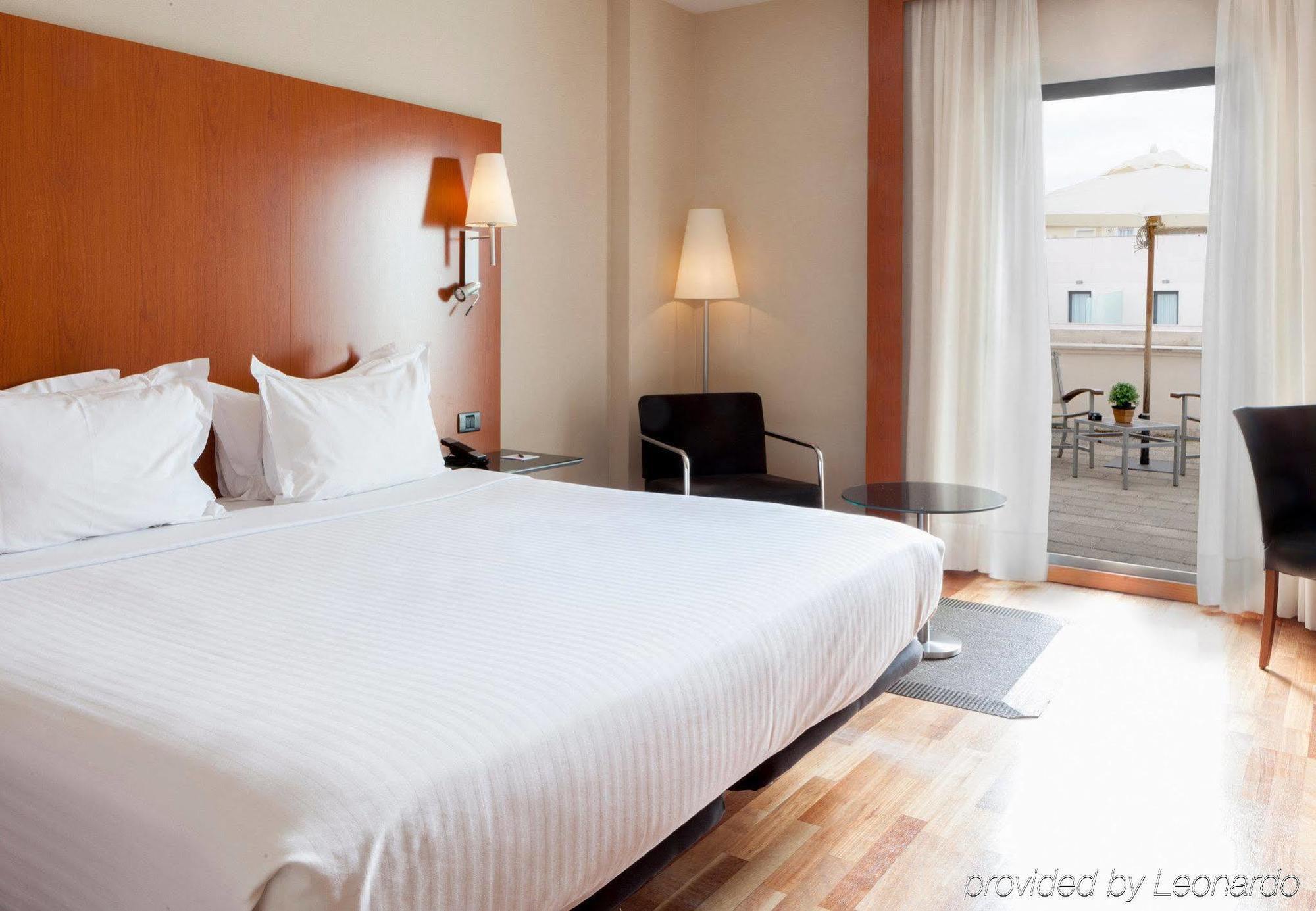 Ac Hotel Badajoz By Marriott Esterno foto