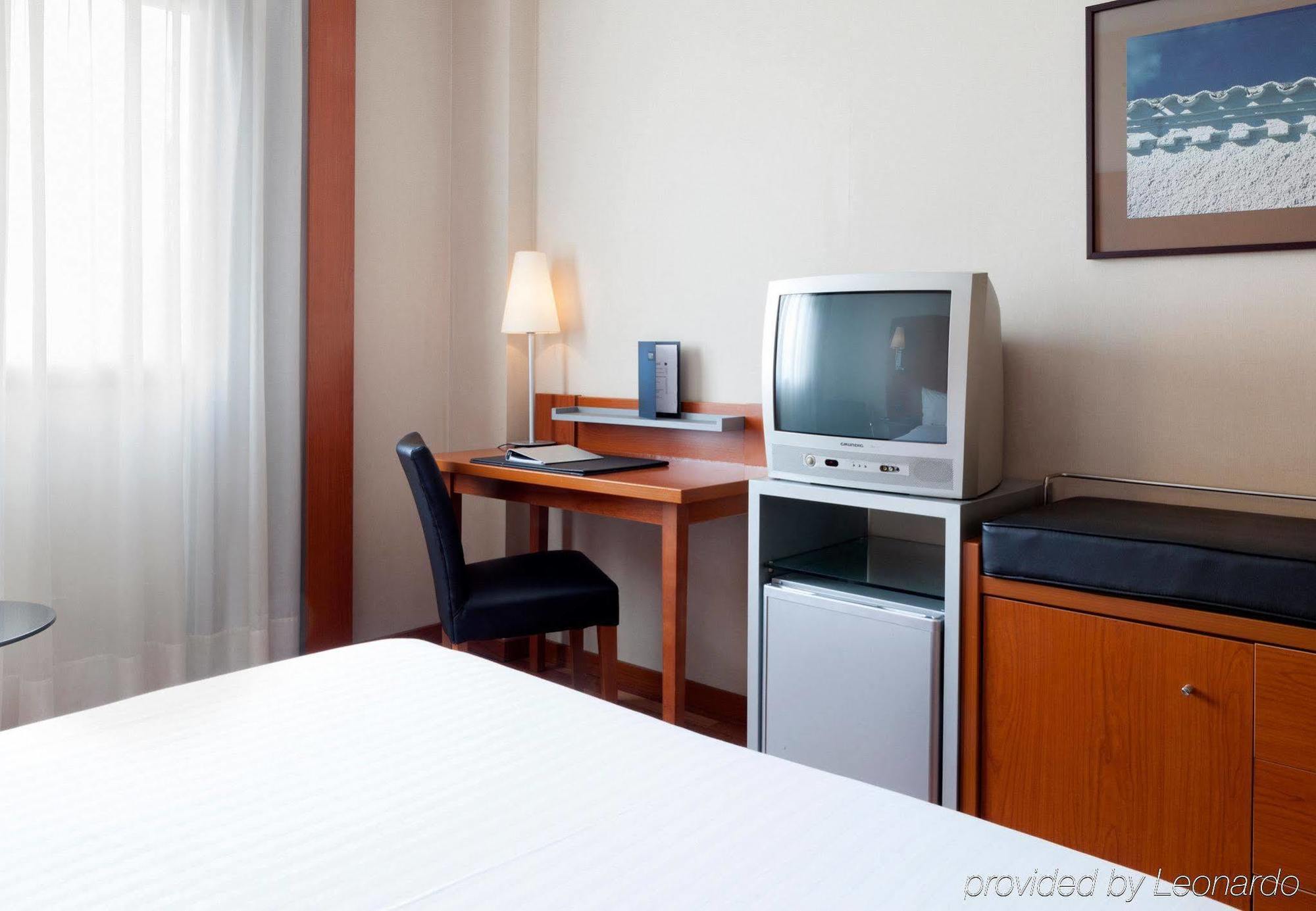 Ac Hotel Badajoz By Marriott Esterno foto