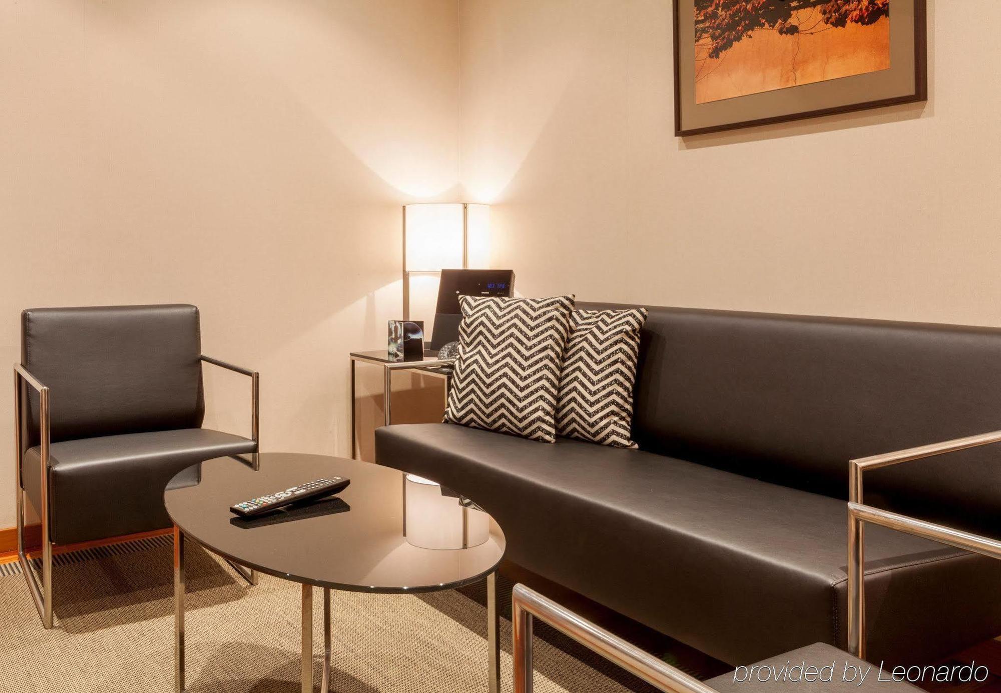 Ac Hotel Badajoz By Marriott Esterno foto