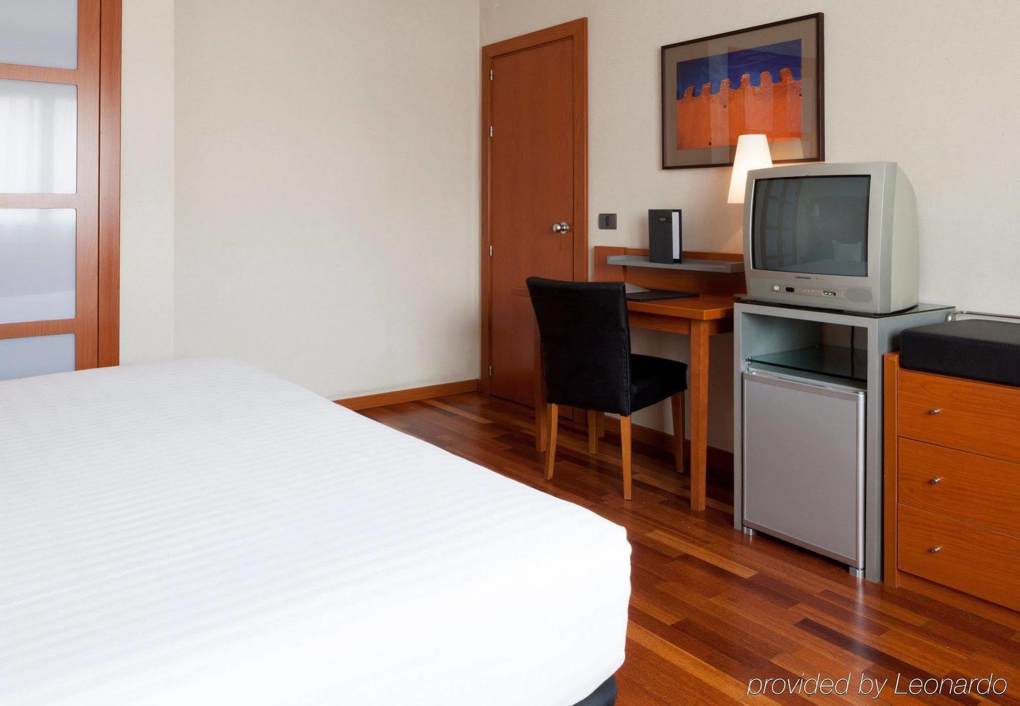Ac Hotel Badajoz By Marriott Esterno foto