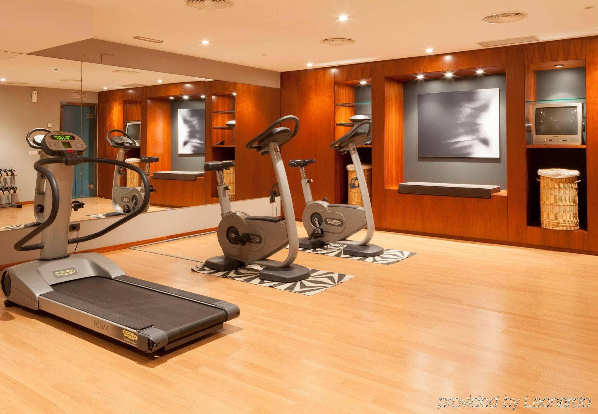 Ac Hotel Badajoz By Marriott Esterno foto
